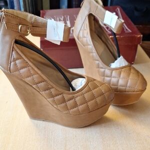 Delicacy Quilted Brown Wedge Heels